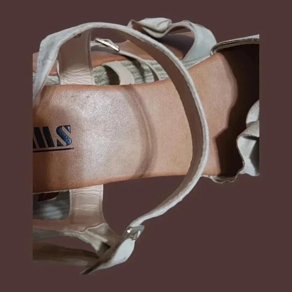 AMS Emma 22 espadrille platform casual sandal in color nude size 11